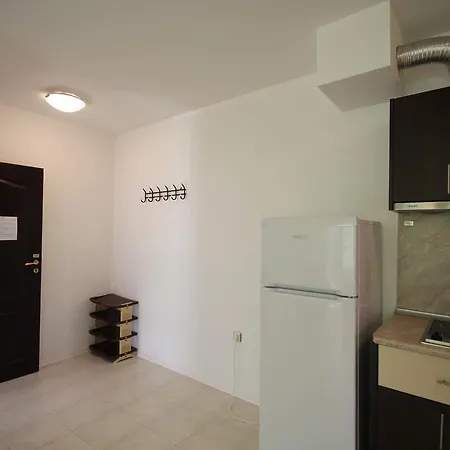 Arendoo In Triumph * سفيتي فلاس
